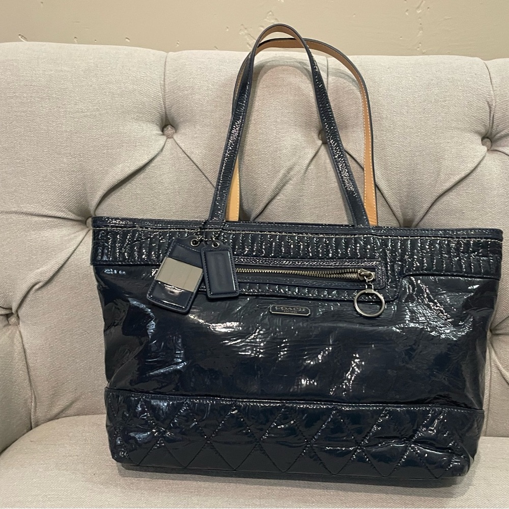 Coach Patent Leather Tote Bag. Navy leather & silver lining Stunning Like New!